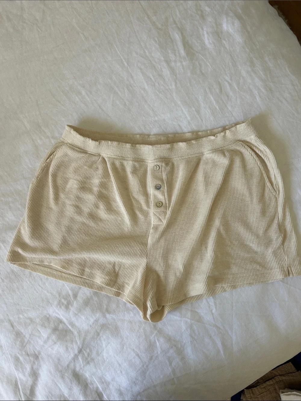ZSupply Ribbed Button-Front Lounge Shorts - Picture 1 of 5